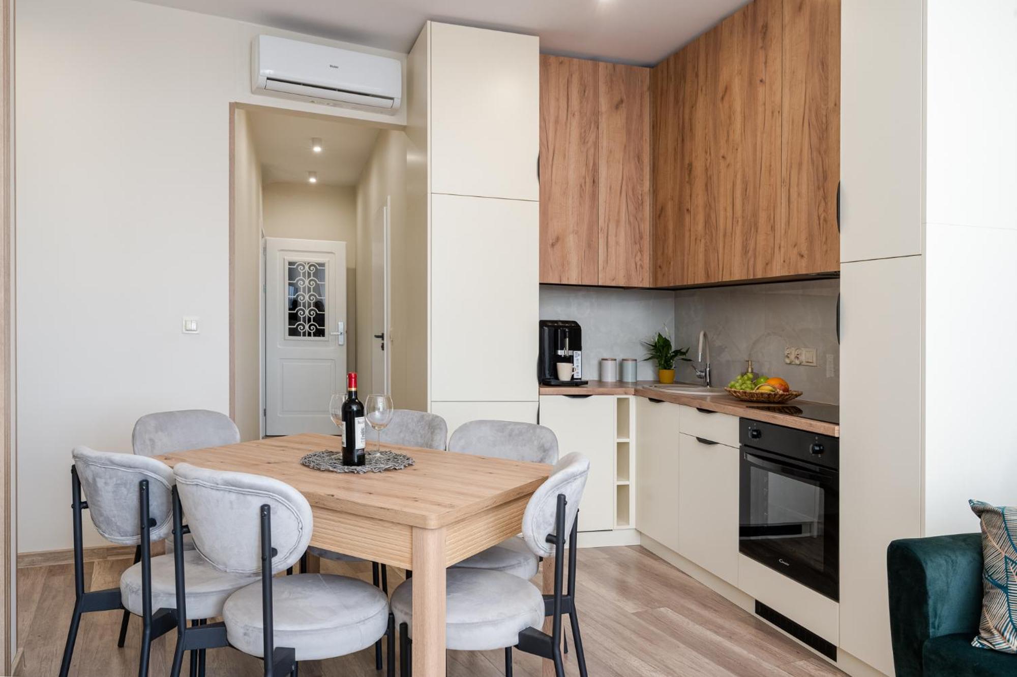 Basztowa Apartments By Vsi Cracovia Esterno foto
